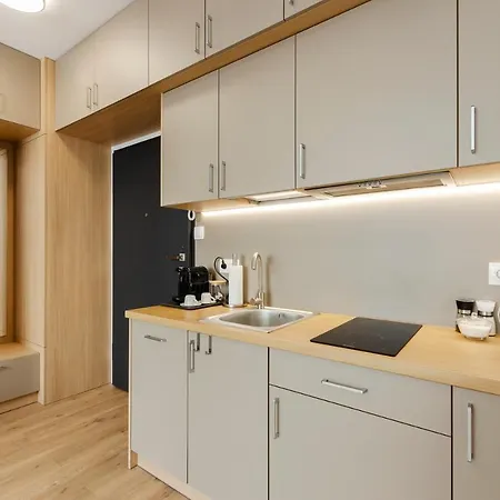 Centrum Obok Manufaktura Piotrkowska Dostep Na Kod 우치