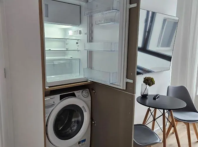 Centrum Obok Manufaktura Piotrkowska Dostep Na Kod דירה