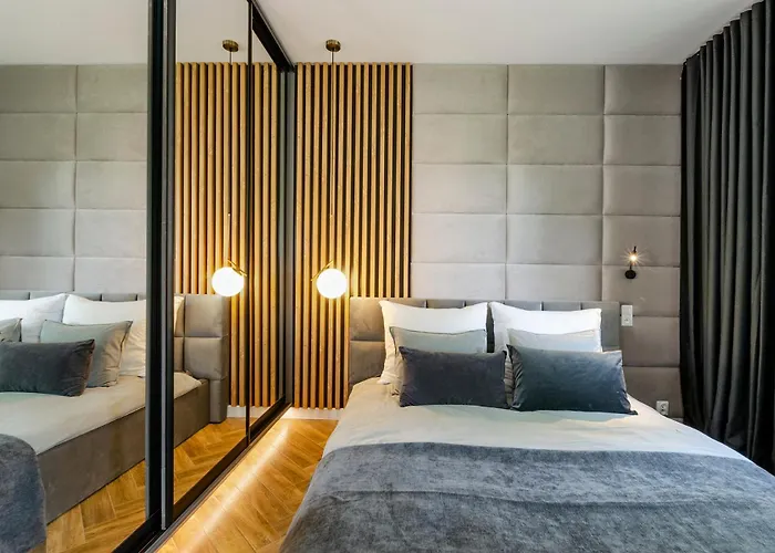 Centrum Obok Manufaktura Piotrkowska Dostep Na Kod לודז'